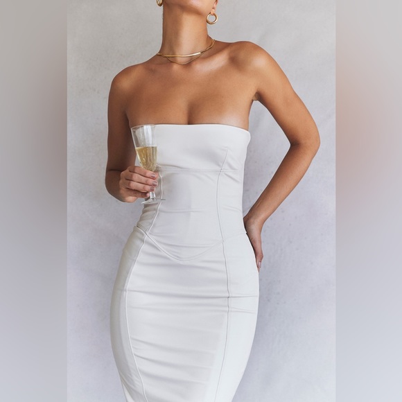 HOUSE OF CB 'Camilla' Ivory Vegan Leather Strapless Dress NWOT - Picture 6 of 15
